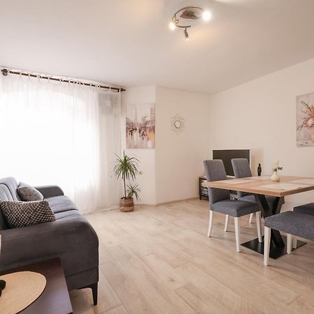 Viva - 2 Bedroom Apt In City Centar Zadar Eksteriør bilde