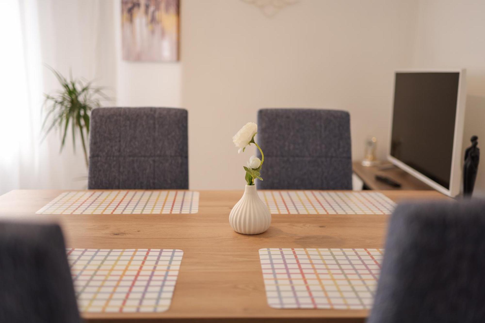 Viva - 2 Bedroom Apt In City Centar Zadar Eksteriør bilde