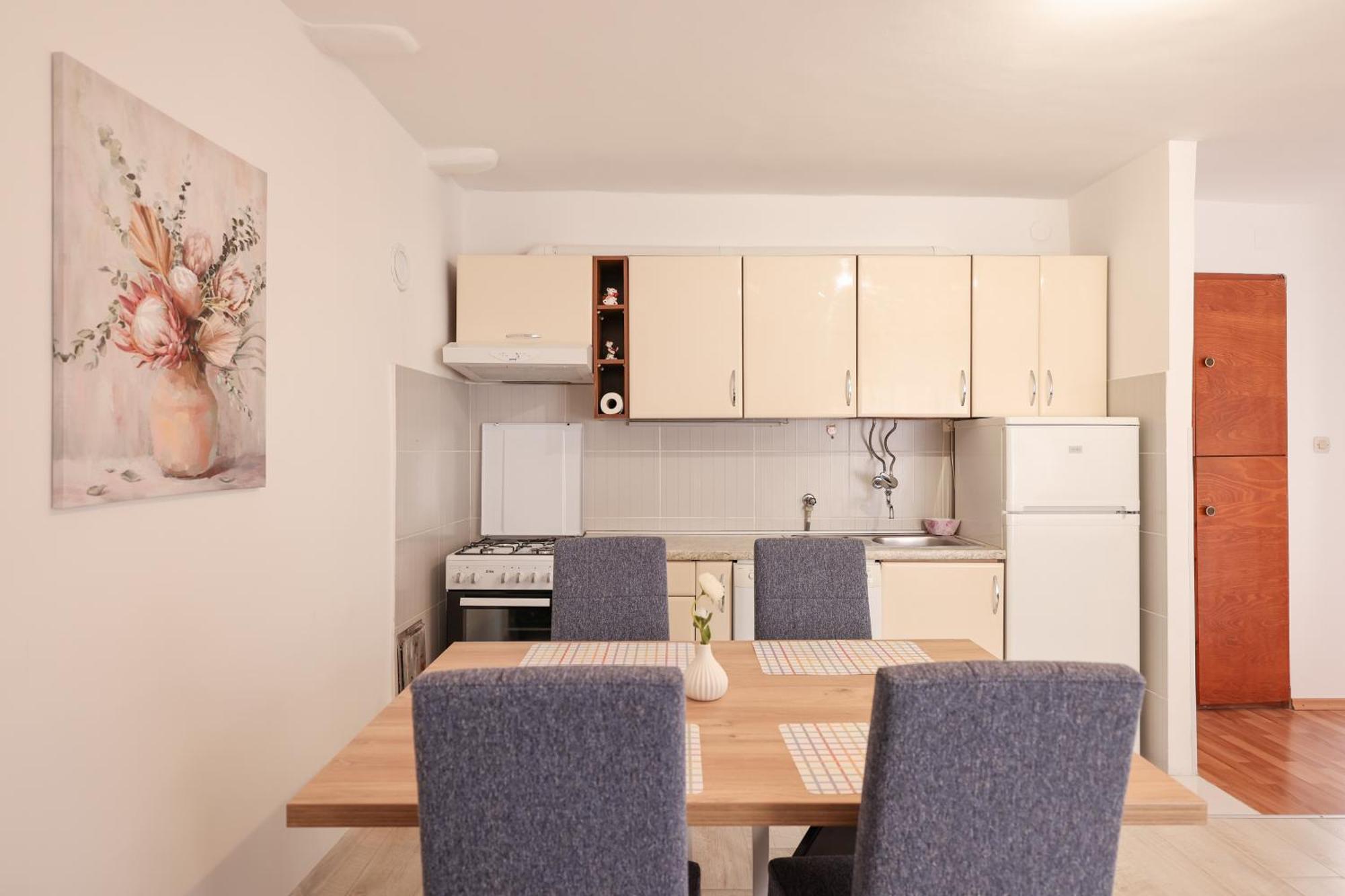 Viva - 2 Bedroom Apt In City Centar Zadar Eksteriør bilde