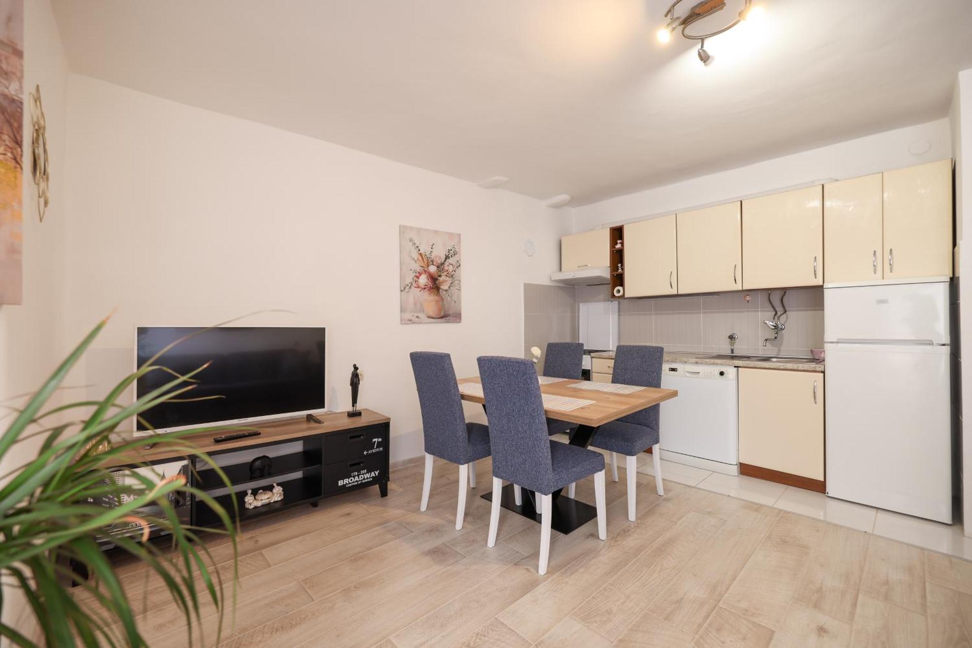 Viva - 2 Bedroom Apt In City Centar Zadar Eksteriør bilde