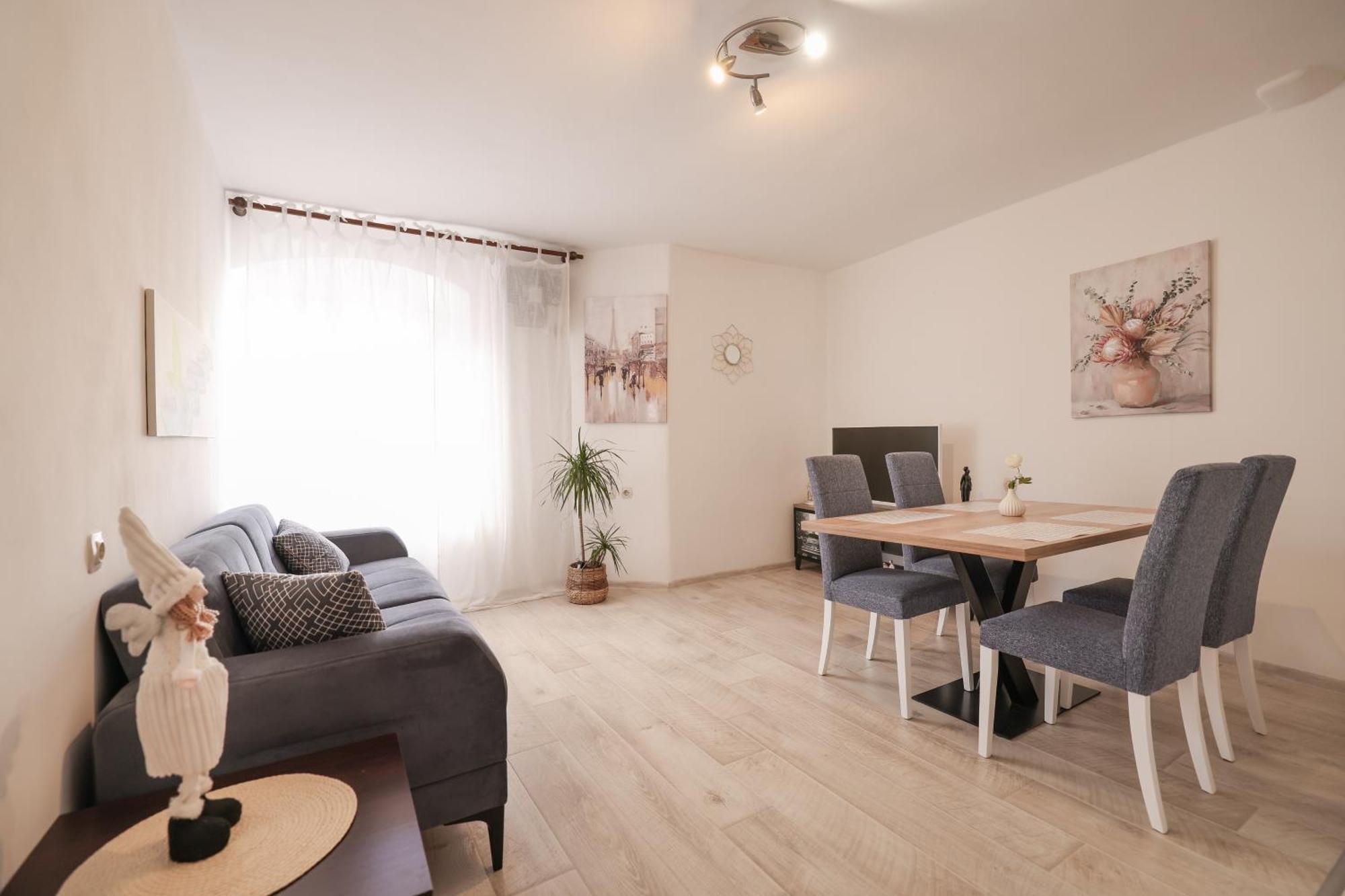 Viva - 2 Bedroom Apt In City Centar Zadar Eksteriør bilde